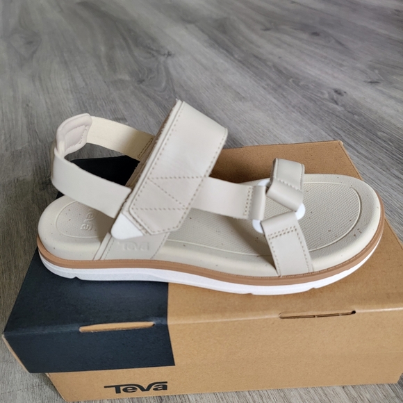 Teva Madera Slingback  Sandal - Picture 2 of 10